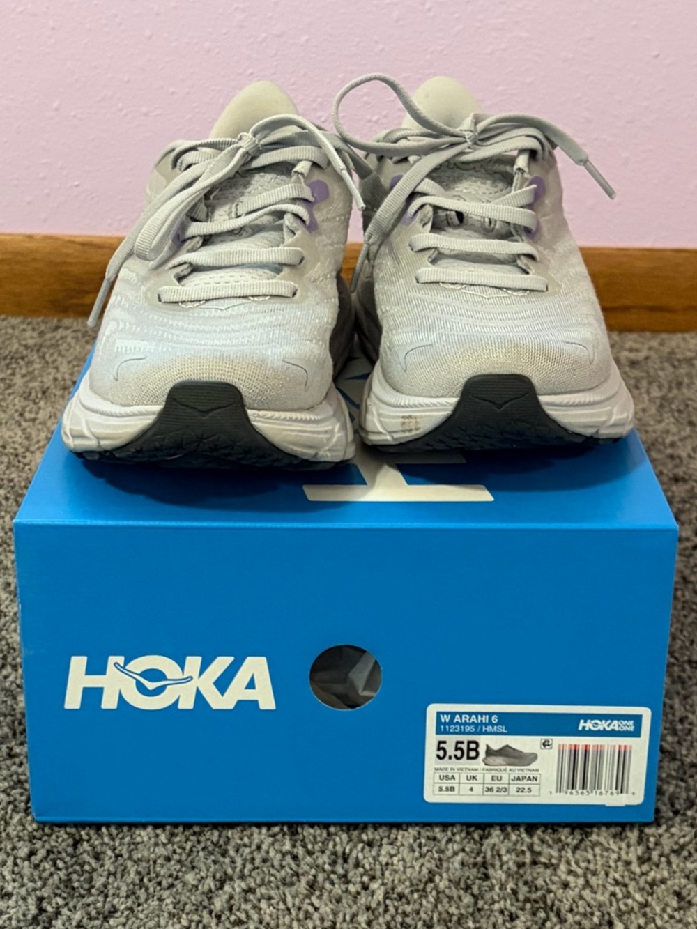 Hoka Arahi 6